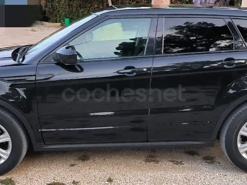 Usado Land Rover Range Rover evoque SE Dynamic 150 CV (110 kW) 2017 Negro SUV