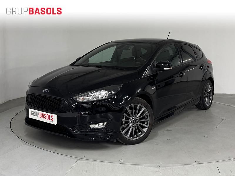 Usado Ford Focus ST-Line 125 CV (91 kW) 2018 Negro Berlina