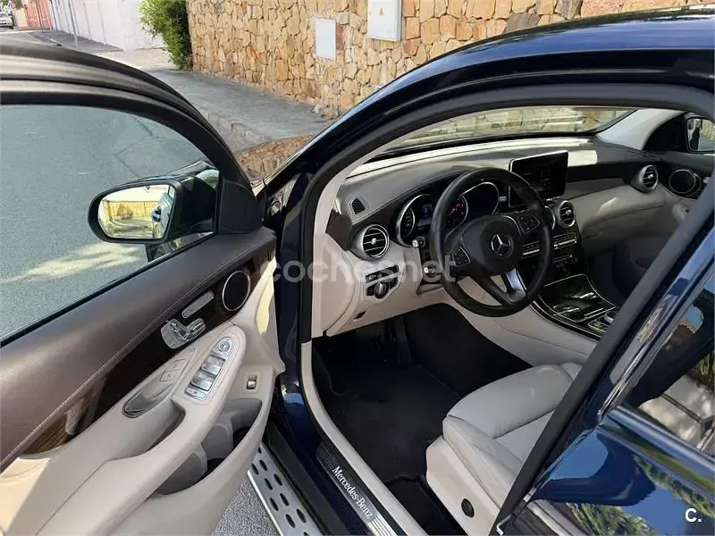 Usado Mercedes GLC250 204 CV (150 kW) 2016 Azul SUV
