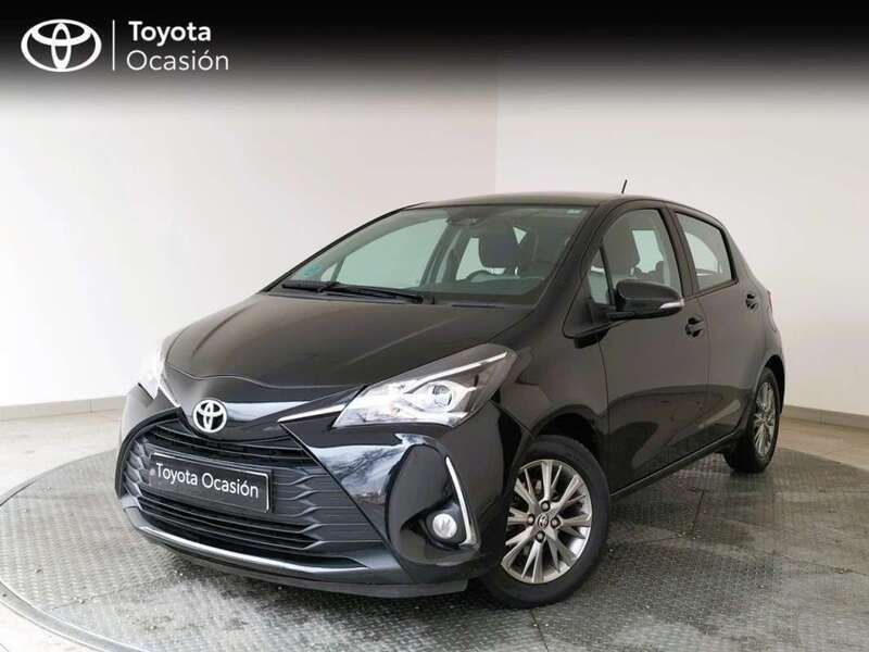 Negro Usado 2020 Toyota Yaris Active Berlina | 12.950 € (Precio justo) - Imagen 1/4