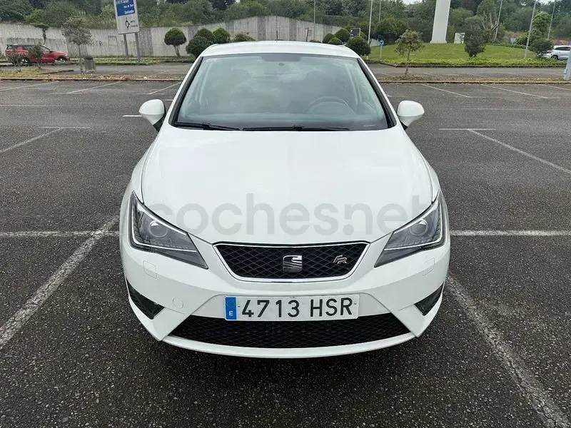 Usado Seat Ibiza FR 105 CV (77 kW) 2013 Blanco Berlina