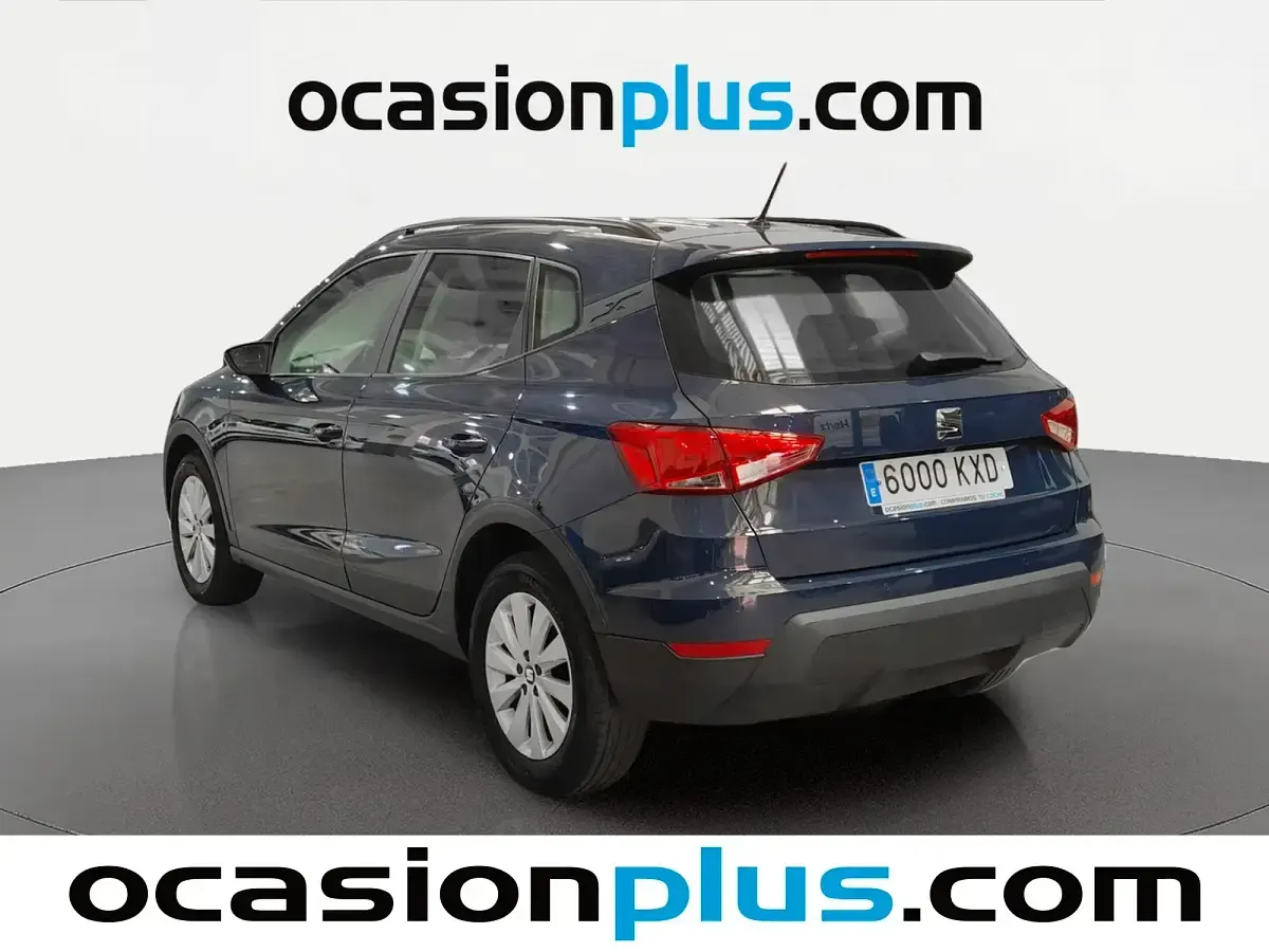 Usado Seat Arona Ecomotive 95 CV (69 kW) 2019 Azul SUV