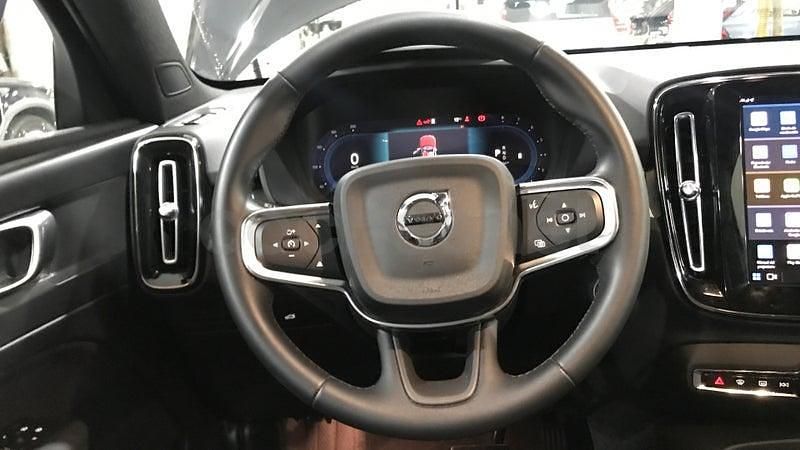 Usado Volvo XC40 Core 163 CV (119 kW) 2025 Negro SUV