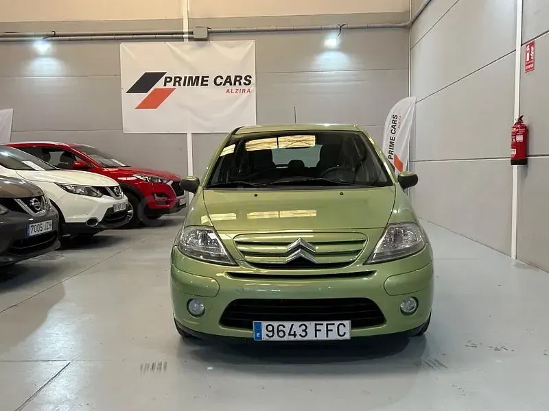 Usado Citroën C3 90 CV (66 kW) 2007 Verde Berlina