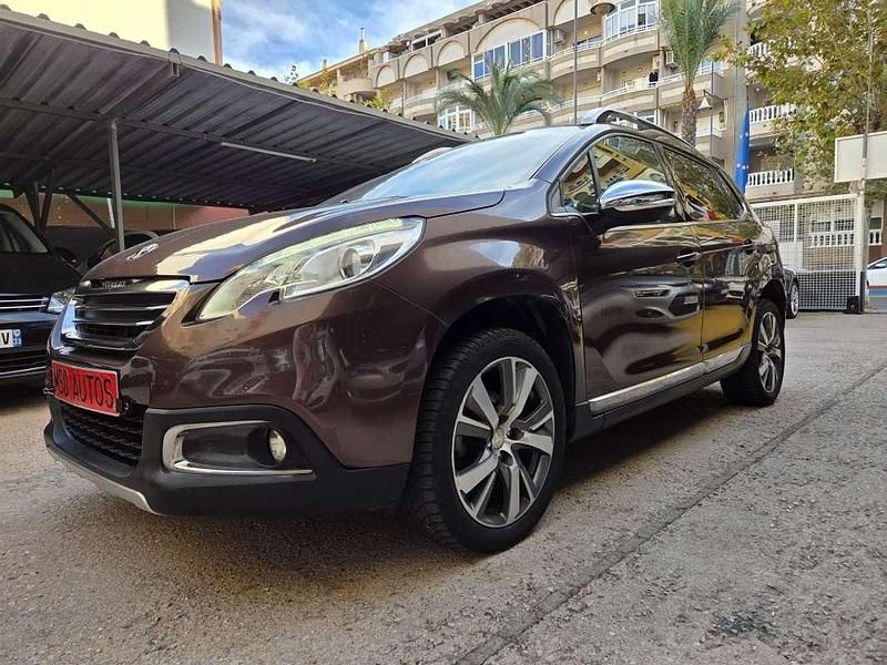 Marrón Usado 2015 Peugeot 2008 Allure SUV | 7500 € (Precio justo) - Imagen 1/4