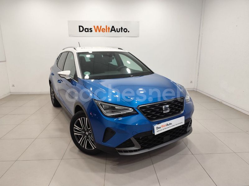 Azul Usado 2024 Seat Arona FR SUV | 20.290 € (Un poco caro) - Imagen 1/4