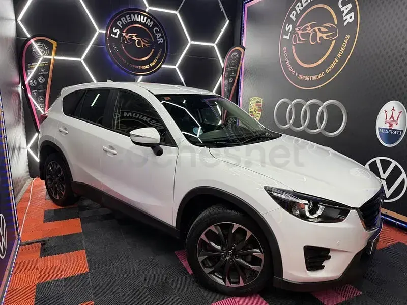Usado Mazda CX-5 Luxury 150 CV (110 kW) 2017 Blanco SUV