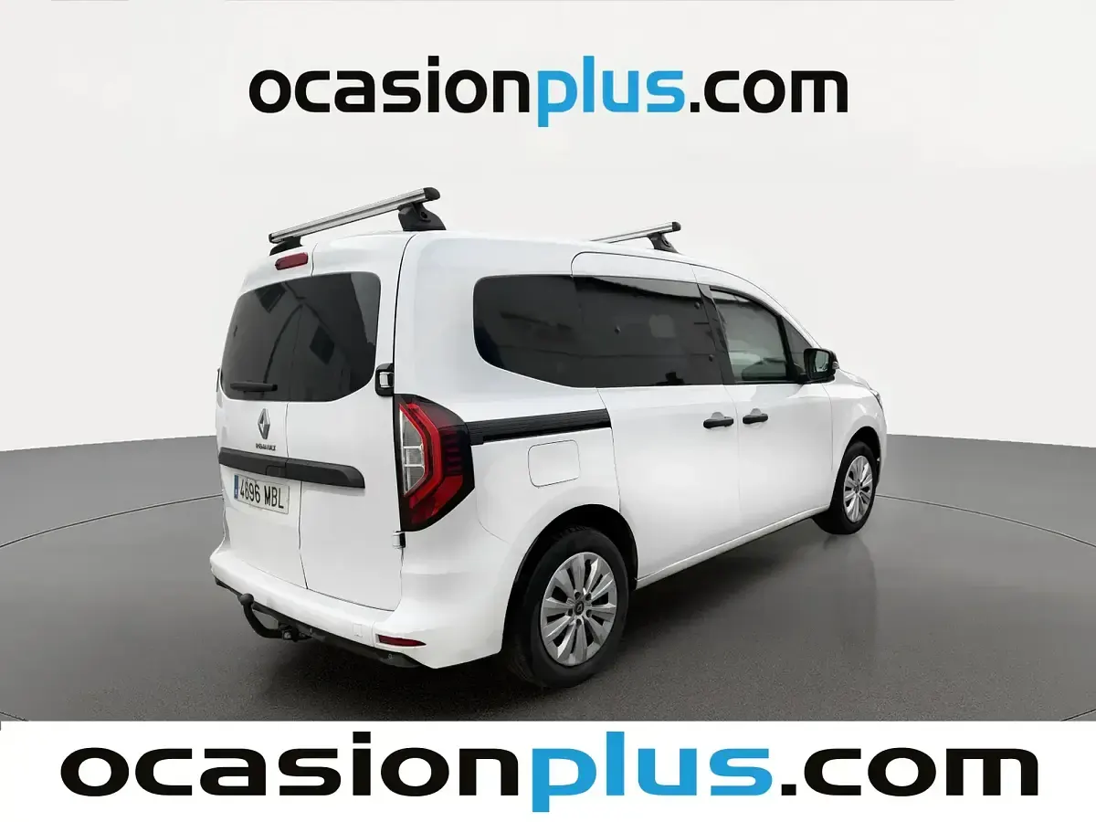 Usado Renault Kangoo 95 CV (69 kW) 2022 Blanco Familiar
