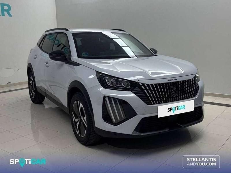 Usado Peugeot 2008 Allure 145 CV (106 kW) 2025 Blanco SUV