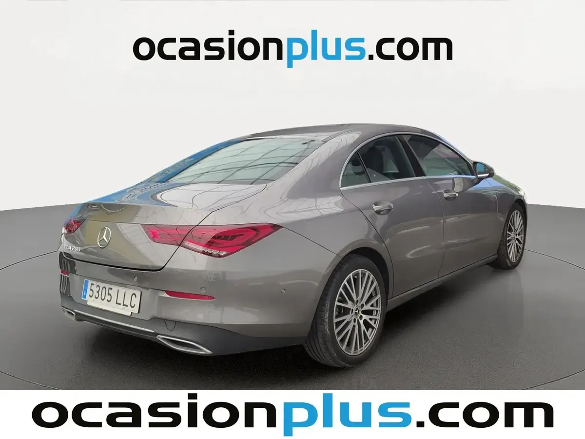 Usado Mercedes CLA200 163 CV (119 kW) 2020 Gris Berlina