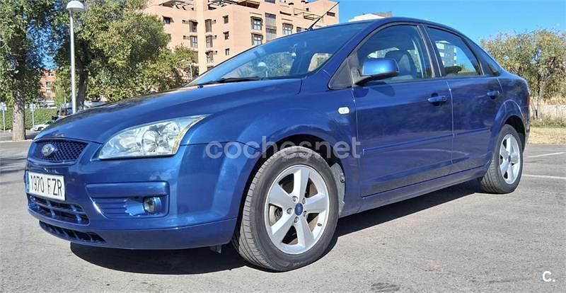 Azul Usado 2008 Ford Focus Trend Berlina | 2999 € (Super precio) - Imagen 1/4