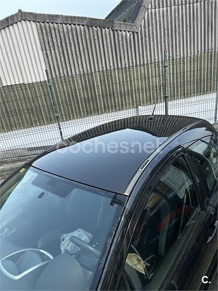 Usado Peugeot 207 90 CV (66 kW) 2007 Negro Berlina