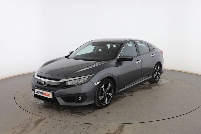 Usado Honda Civic Executive 182 CV (133 kW) 2018 Gris Berlina