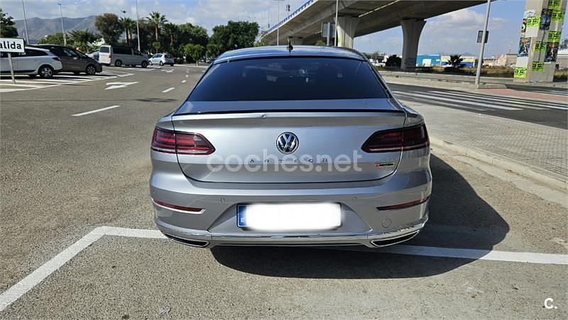 Usado VW Arteon R-line 239 CV (175 kW) 2017 Gris / plata Utilitario