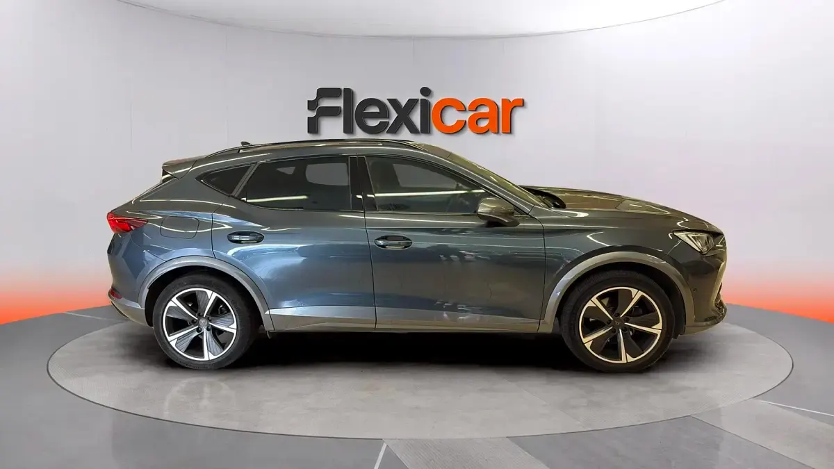 Usado Cupra Formentor VZ 245 CV (180 kW) 2023 Gris SUV