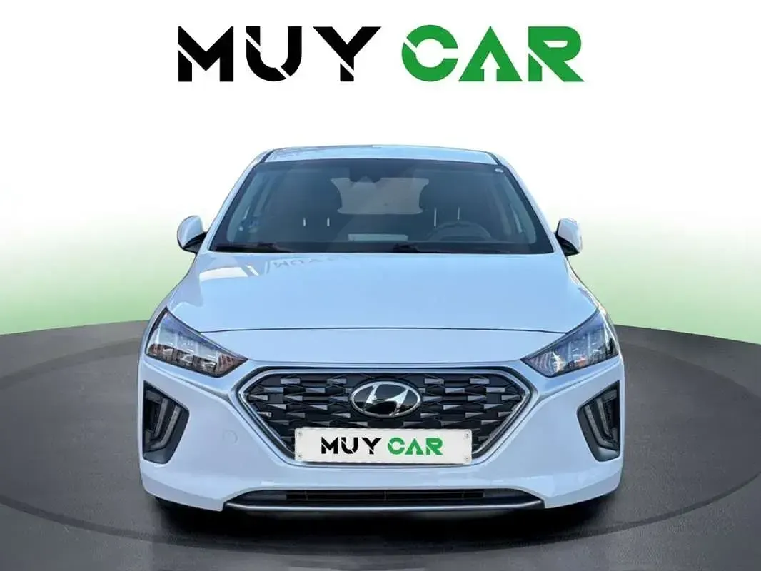 Usado Hyundai Ioniq 141 CV (103 kW) 2022 Blanco Utilitario