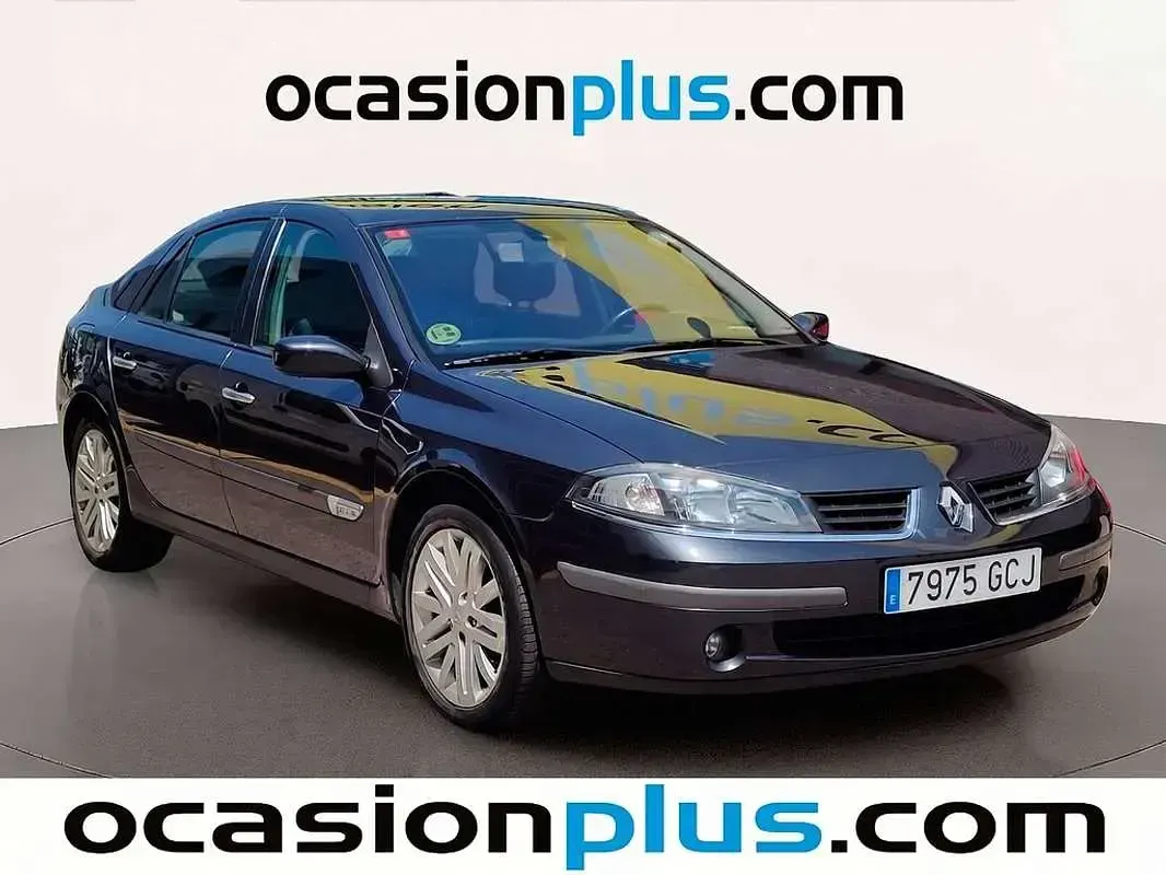Usado Renault Laguna III Dynamique 150 CV (110 kW) 2008 Gris Berlina