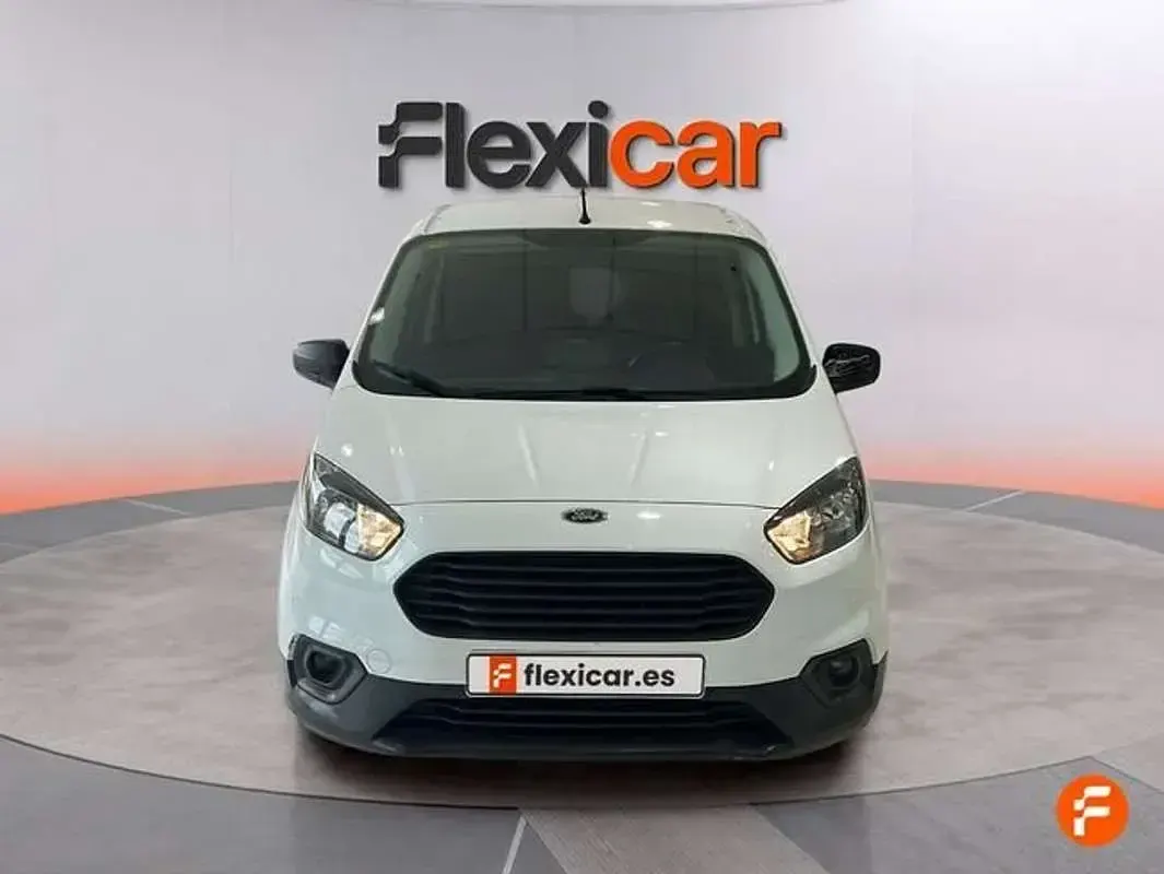 Usado Ford Transit Trend 101 CV (74 kW) 2019 Blanco Van