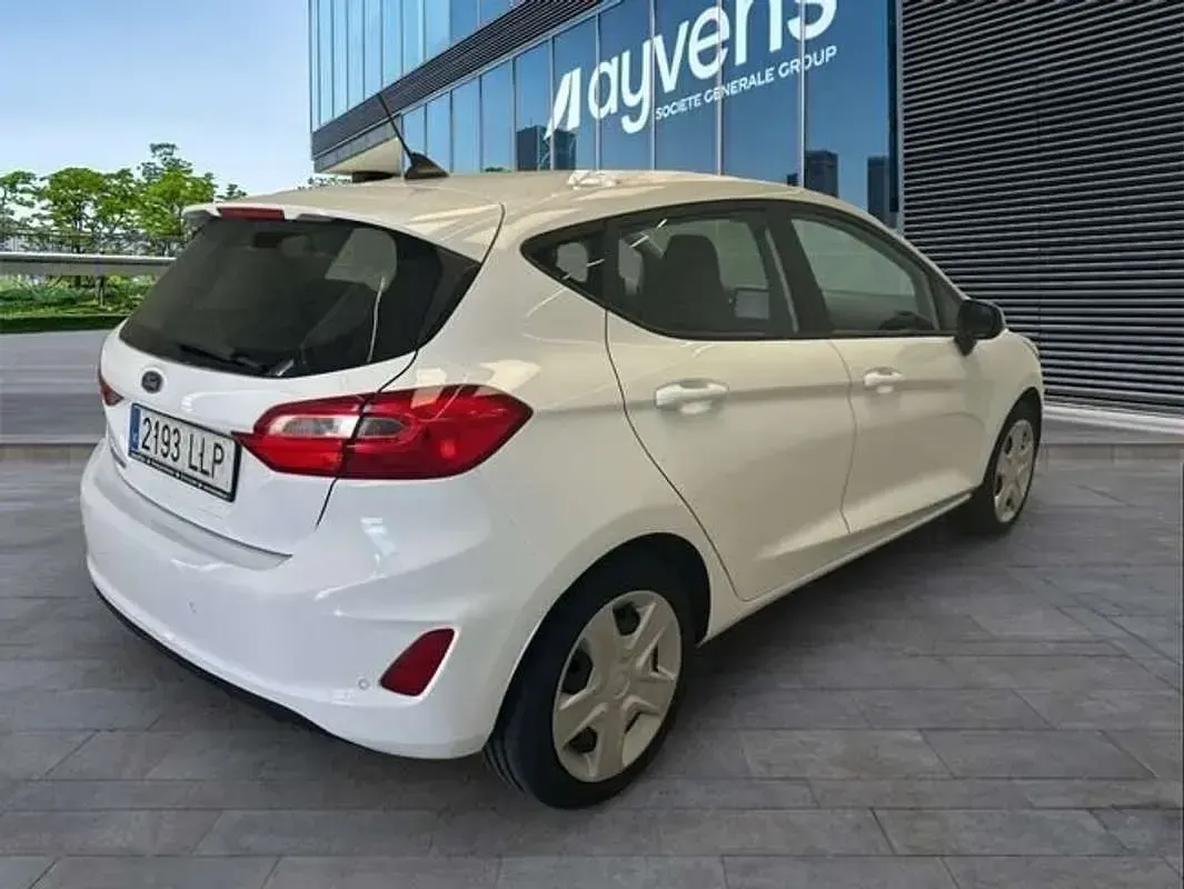 Usado Ford Fiesta Trend 75 CV (55 kW) 2020 Blanco Utilitario