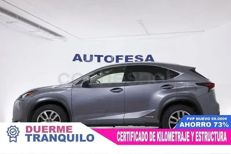Usado Lexus NX300h Executive Line 197 CV (144 kW) 2015 Gris / plata SUV