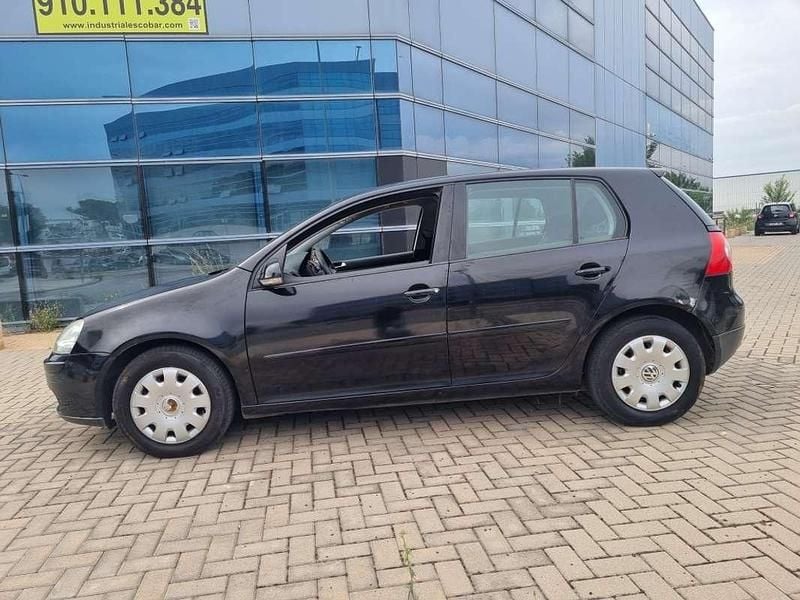Usado VW Golf IV Sportline 116 CV (85 kW) 2005 Negro Utilitario