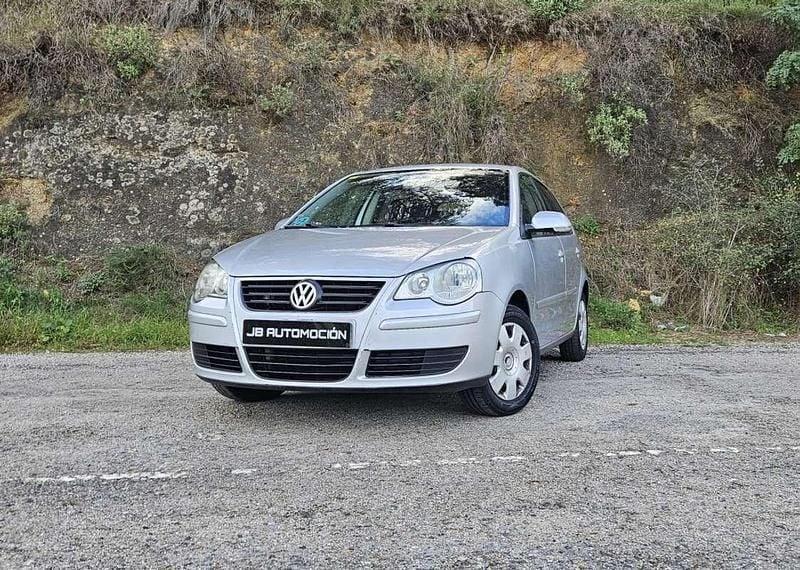 Usado VW Polo Edition 80 CV (58 kW) 2007 Gris Utilitario
