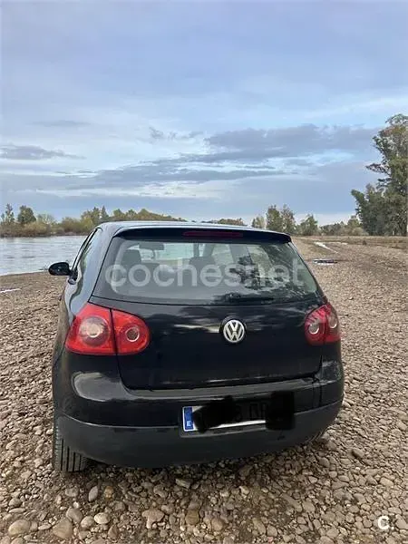 Usado VW Golf IV Highline 105 CV (77 kW) 2005 Negro Berlina