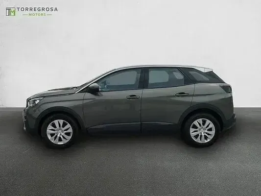 Usado Peugeot 3008 Active 130 CV (95 kW) 2017 SUV