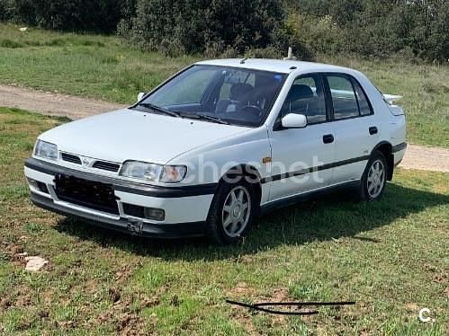 Usado Nissan Sunny 143 CV (105 kW) 1994 Blanco Berlina