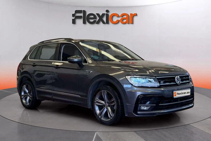 Gris Usado 2019 VW Tiguan Sportline SUV | 24.790 € (Precio justo) - Imagen 1/4