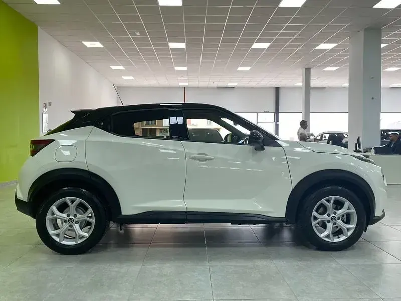 Usado Nissan Juke N-Connecta 114 CV (83 kW) 2022 Blanco SUV