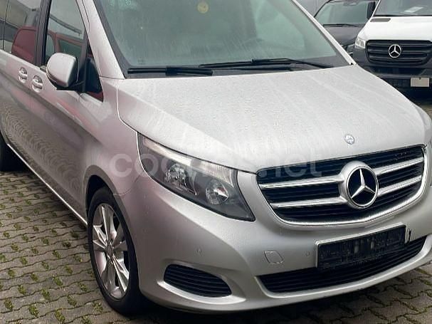 Gris / plata Usado 2016 Mercedes V250 Avantgarde Monovolumen | 26.900 € - Imagen 1/4