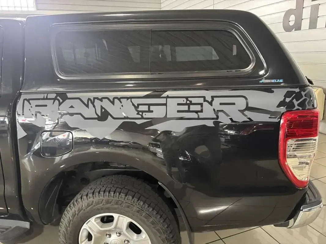 Usado Ford Ranger Wildtrack 200 CV (147 kW) 2017 Negro Pickup/Camioneta