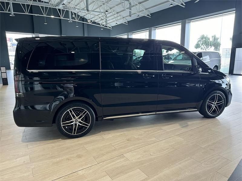 Negro Nuevo 2025 Mercedes V250 Avantgarde Monovolumen | 93.170 € - Imagen 1/4