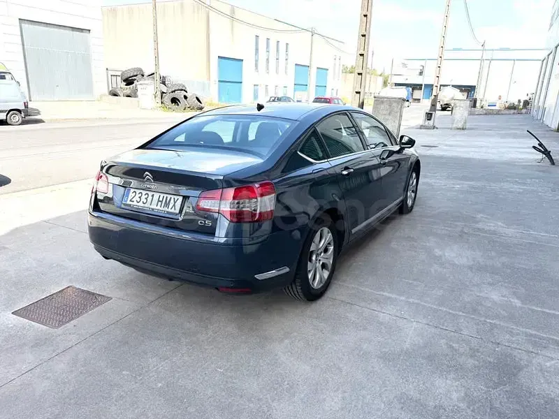 Usado Citroën C5 Exclusive 163 CV (119 kW) 2013 Azul Berlina