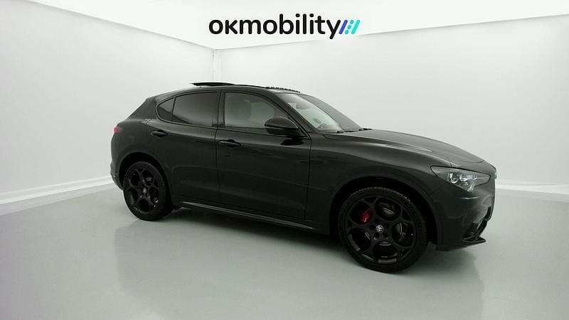 Usado Alfa Romeo Stelvio Competizione 280 CV (205 kW) 2023 Negro volcano SUV