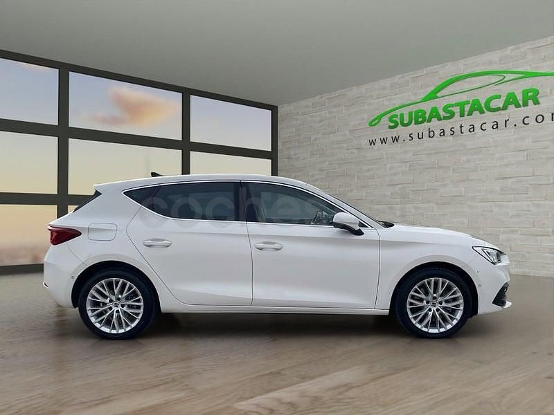 Usado Seat Leon XCELLENCE 204 CV (150 kW) 2021 Blanco Berlina