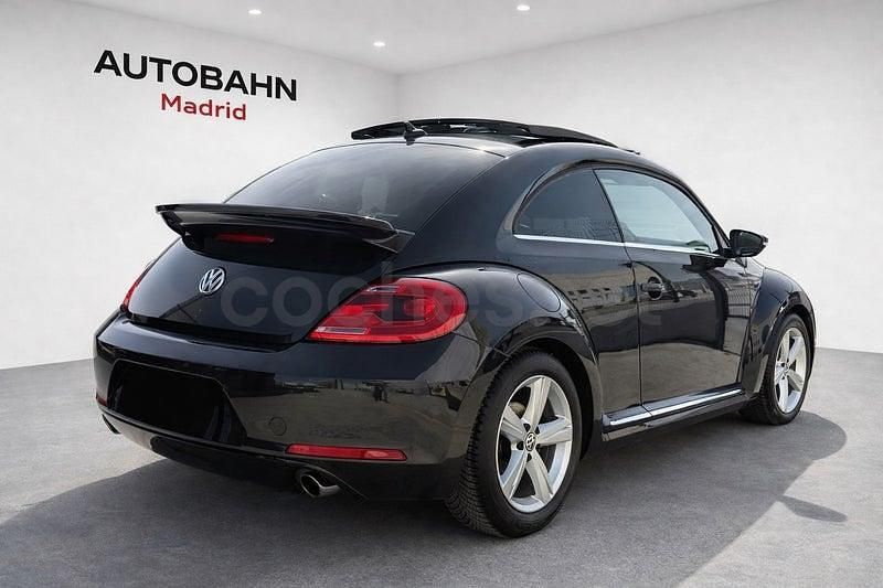 Usado VW Beetle Sport 210 CV (154 kW) 2014 Negro Utilitario