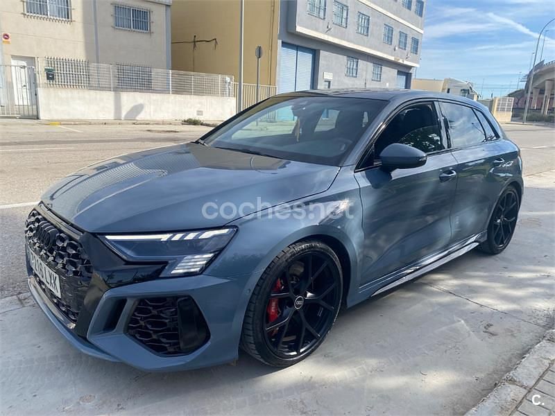 Usado Audi RS3 400 CV (294 kW) 2022 Gris / plata Berlina