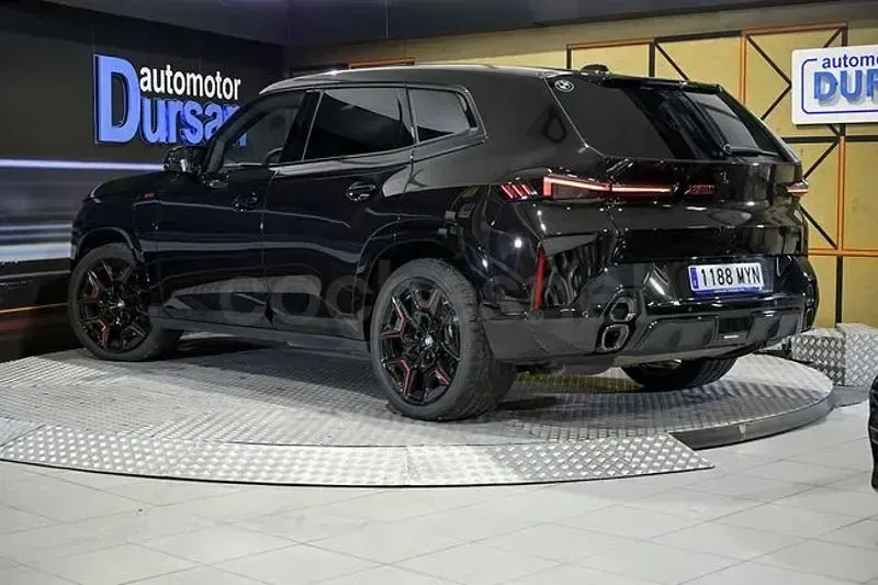 Używany BMW XM 757 KM (556 kW) 2024 Purpurowy SUV