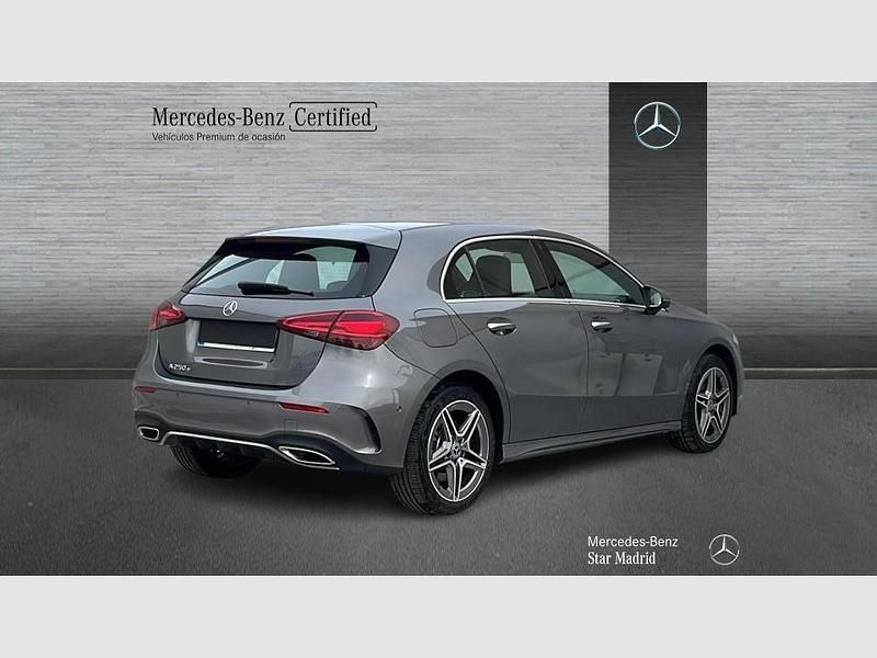 Usado Mercedes A250 218 CV (160 kW) 2025 Gris Berlina