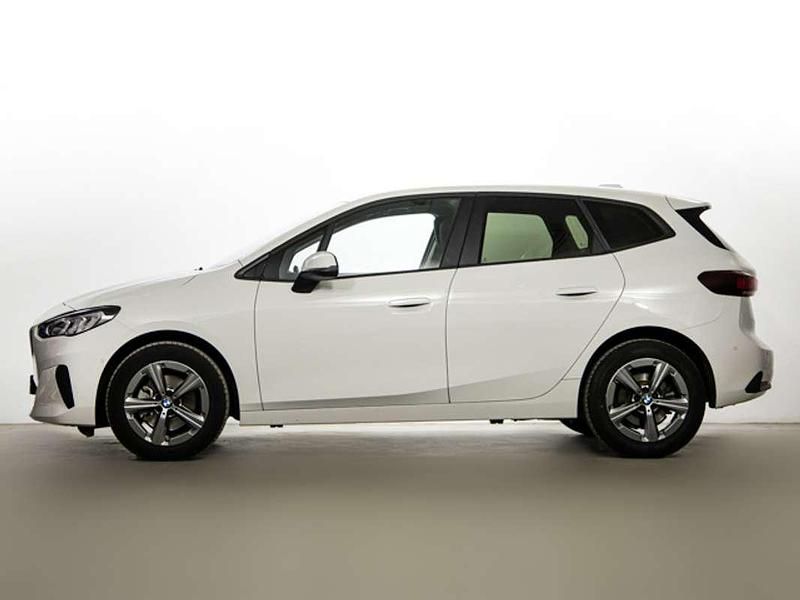 Usado BMW 218 Active Tourer 150 CV (110 kW) 2024 Blanco Monovolumen