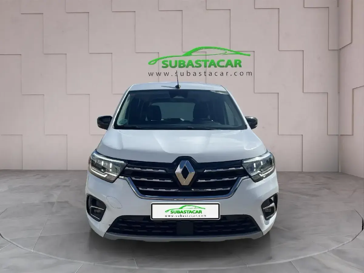 Usado Renault Kangoo Edition One 75 CV (55 kW) 2021 Blanco Monovolumen