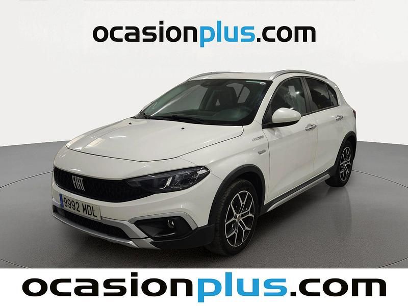 Usado Fiat Tipo Cross 131 CV (96 kW) 2023 Utilitario