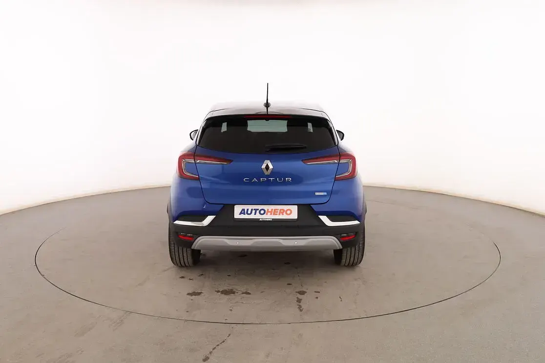 Usado Renault Captur Zen 143 CV (105 kW) 2021 Azul SUV