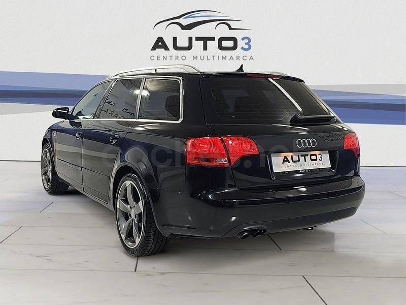 Usado Audi A4 140 CV (102 kW) 2008 Negro Familiar