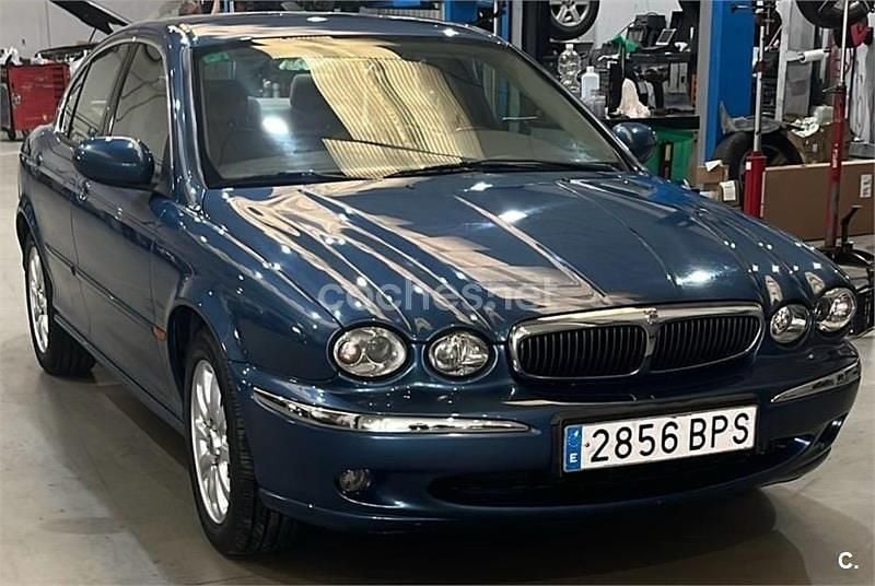 Usado Jaguar X-type Executive 196 CV (144 kW) 2001 Azul Berlina