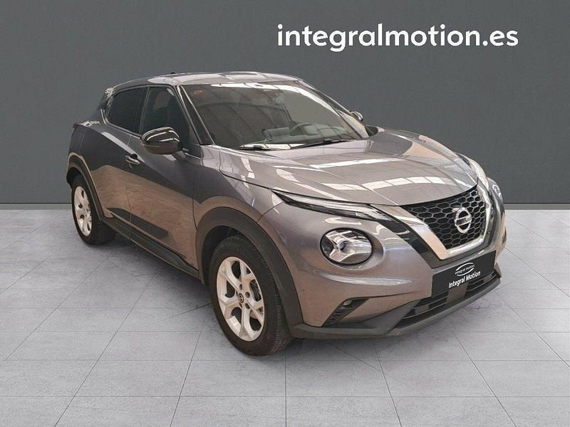 Usado Nissan Juke N-Connecta 114 CV (83 kW) 2021 Marrón SUV