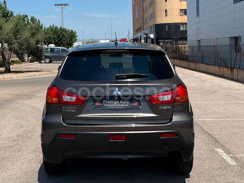 Usado Mitsubishi ASX 116 CV (85 kW) 2011 Marrón SUV