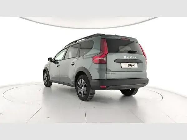 Usado Dacia Jogger Expression 100 HP (73 kW) 2025 Verde Monovolume